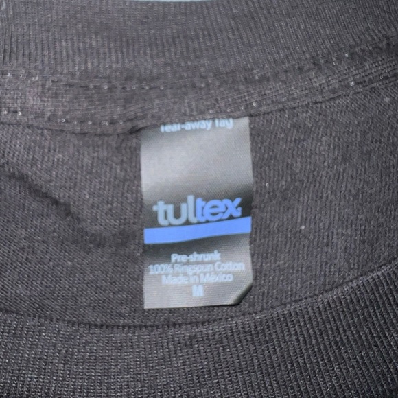 NEW mens medium tee fight for those without your privilege - Picture 3 of 3